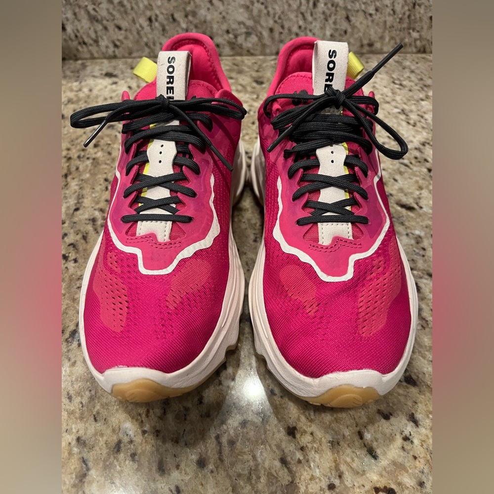 Sorel Women's Kinetic Breakthru Day Lace Sneakers cactus pink size 8